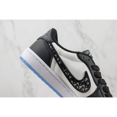 Dior x Air Jordan 1 Low "Dior/Black" фото № 3
