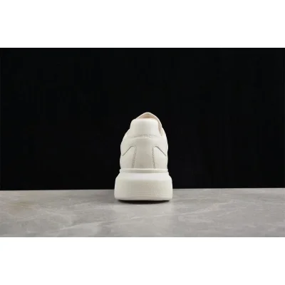 Alexander McQueen Oversized Sneaker “White" фото № 5