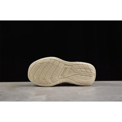 Balenciaga Hamptons Worn Out "Beige/Red" фото № 4