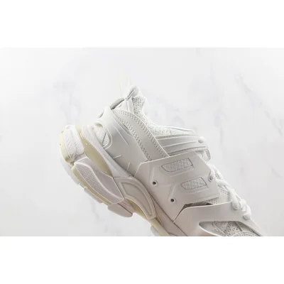 Balenciaga Track "Triple White" фото № 3