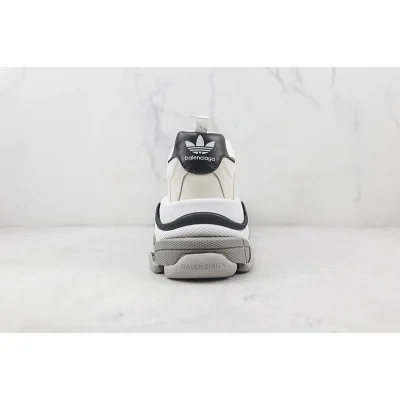 Balenciaga Triple S "Light Beige/Black" фото № 9 Balenciaga Triple S "Light Beige/Black" фото № 9