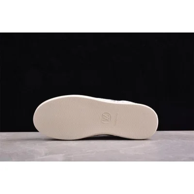 Louis Vuitton Stadium Sneaker “White” фото № 4