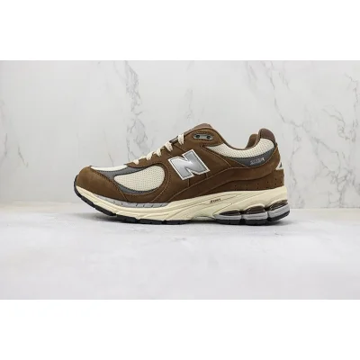 New Balance 2002R "Brown/Cream White" фото № 2