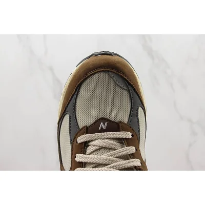 New Balance 2002R "Brown/Cream White" фото № 4