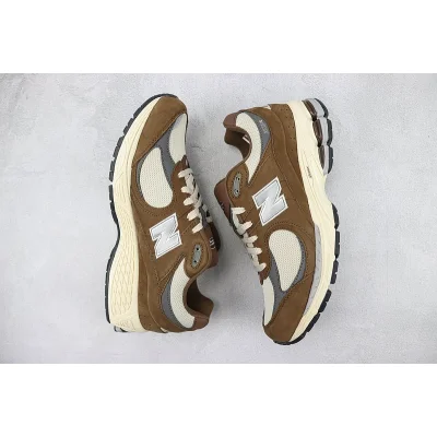 New Balance 2002R "Brown/Cream White" фото № 7