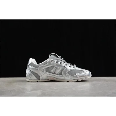 Miu Miu x New Balance 530 "Silver Flash" фото № 3