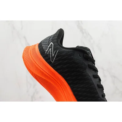 New Balance FuelCell Propel V4 "Black/Orange" фото № 3