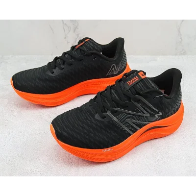 New Balance FuelCell Propel V4 "Black/Orange" фото № 5