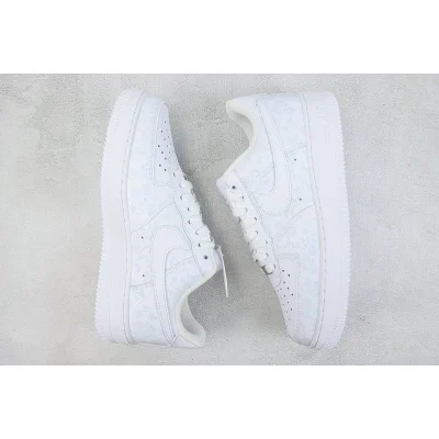 Nike Air Force 1 Low "White Flowers" фото № 6 Nike Air Force 1 Low "White Flowers" фото № 6