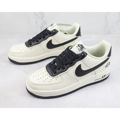 Nike Air Force 1 Low 40th Anniversary Edition "Black/Cream White" фото № 5 Nike Air Force 1 Low 40th Anniversary Edition "Black/Cream White" фото № 5