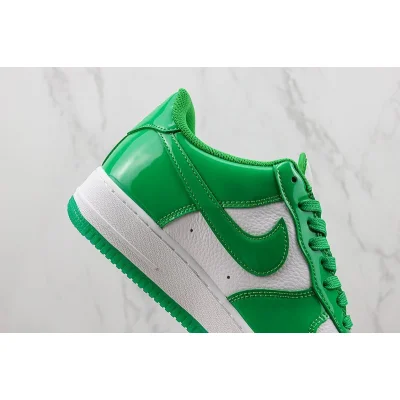 Nike Air Force 1 Low "Green Patent" фото № 3