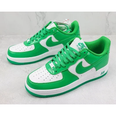 Nike Air Force 1 Low "Green Patent" фото № 5