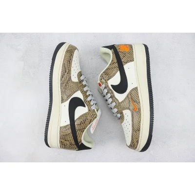 Undefeated x Nike Air Force 1 Low "Brown Snake" фото № 7