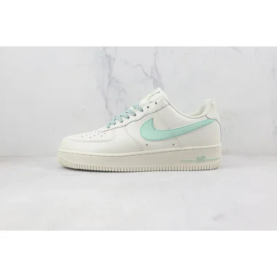 Nike Air Force 1 Low "Off White/Misty Green" фото № 2