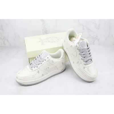 Chrome Hearts x Nike Air Force 1 Low "Off White/Silver" фото № 7