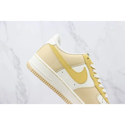 Nike Air Force 1 Low "Pastel Yellow/Beige/White" фото № 3 Nike Air Force 1 Low "Pastel Yellow/Beige/White" фото № 3
