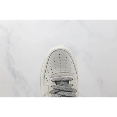 Undefeated x Air Force 1 Low "Cream White/Silver Grey" фото № 4