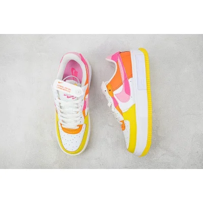 Nike Air Force 1 Low "Fontanka/Summit White/Hyper Pink" фото № 7 Nike Air Force 1 Low "Fontanka/Summit White/Hyper Pink" фото № 7