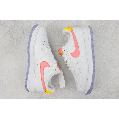 Nike Air Force 1 Low "White/Coral Chalk/Laser Orange" фото № 6