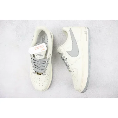 Nike Air Force 1 Low "White Vine/Grey" фото № 7 Nike Air Force 1 Low "White Vine/Grey" фото № 7