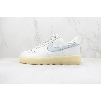 Nike Air Force 1 Low "Summit White" фото № 2