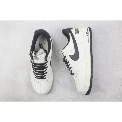 Nike Air Force 1 Low "NYC White/Black/Red" фото № 6