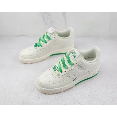 Nike Air Force 1 Low "Emerald Gradient/Mini-Swoosh" фото № 5