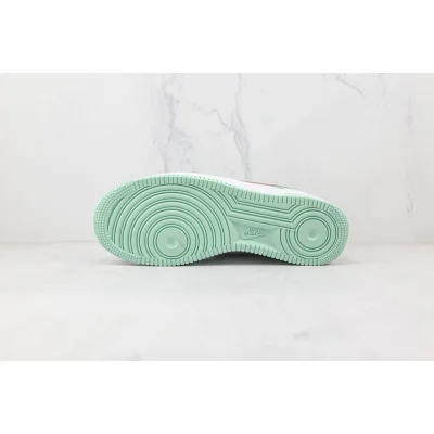 Nike Air Force 1 07 "Green Tender" фото № 8 Nike Air Force 1 07 "Green Tender" фото № 8