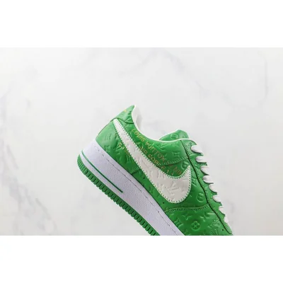 Louis Vuitton x Nike Air Force 1 Low "Green/White/Monogram" фото № 3