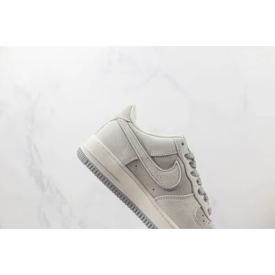 Nike Air Force 1 Low "Four Horsemen/Grey/White" фото № 3 Nike Air Force 1 Low "Four Horsemen/Grey/White" фото № 3