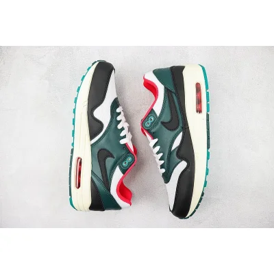 Nike Air Max 1 "LeBron James Liverpool F.C." фото № 6