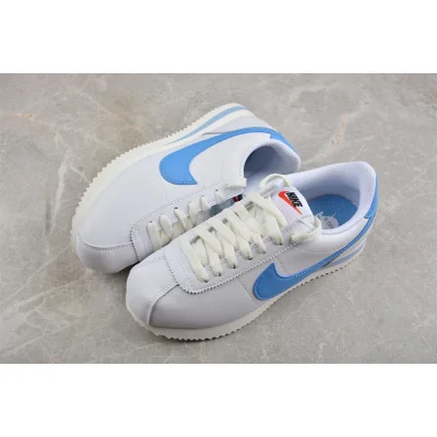Nike Cortez "White/University Blue/Sail" фото № 6 Nike Cortez "White/University Blue/Sail" фото № 6