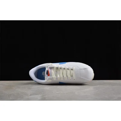Nike Cortez "White/University Blue/Sail" фото № 3 Nike Cortez "White/University Blue/Sail" фото № 3