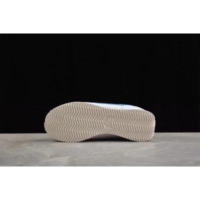 Nike Cortez "White/University Blue/Sail" фото № 4 Nike Cortez "White/University Blue/Sail" фото № 4