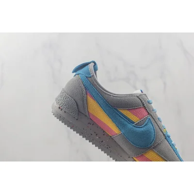 Union x Nike Cortez "Light Smoke" фото № 4 Union x Nike Cortez "Light Smoke" фото № 4