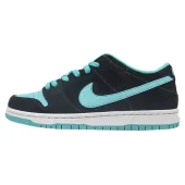 Nike Dunk Low "Clear Jade/Black"