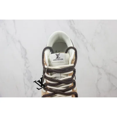 Louis Vuitton x Nike Dunk Low "Cream White/Black/Bisque" фото № 5