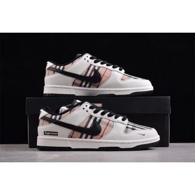 Supreme x Burberry x Nike Dunk Low "Beige" фото № 7 Supreme x Burberry x Nike Dunk Low "Beige" фото № 7