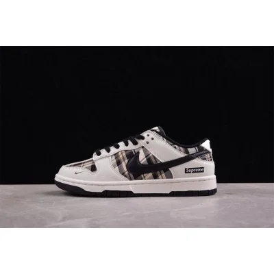 Supreme x Burberry x Nike Dunk Low "Beige Check" фото № 5