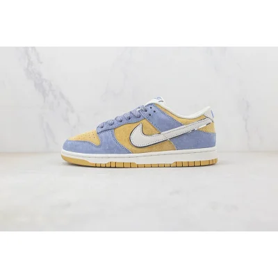 Otomo Katsuhiro x Nike SB Dunk Low "Light Blue/Yellow" фото № 2