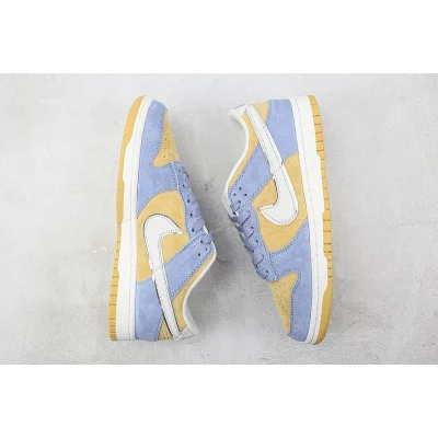 Otomo Katsuhiro x Nike SB Dunk Low "Light Blue/Yellow" фото № 7