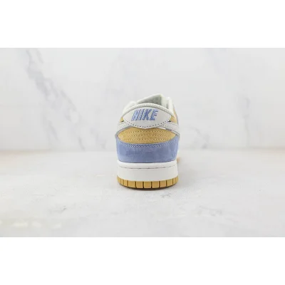 Otomo Katsuhiro x Nike SB Dunk Low "Light Blue/Yellow" фото № 8