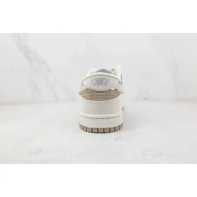 Otomo Katsuhiro x Nike SB Dunk Low "White/Beige" фото № 8