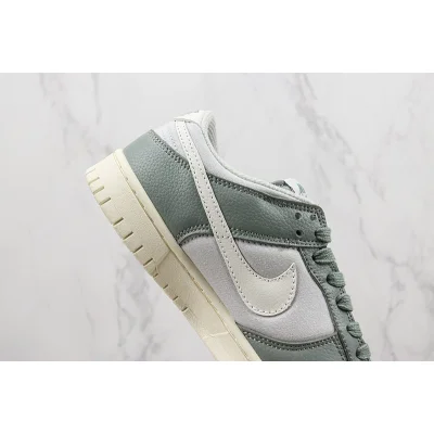 Nike Dunk Low "Mica Green" фото № 4