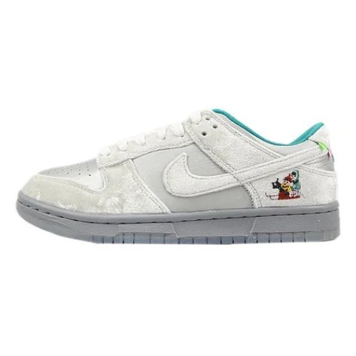 Nike Dunk Low "Ice"