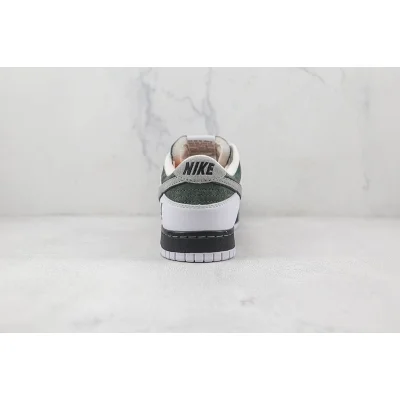 Otomo Katsuhiro X Nike SB Dunk Low Pro "Kobe White/Black/Yellow" фото № 8