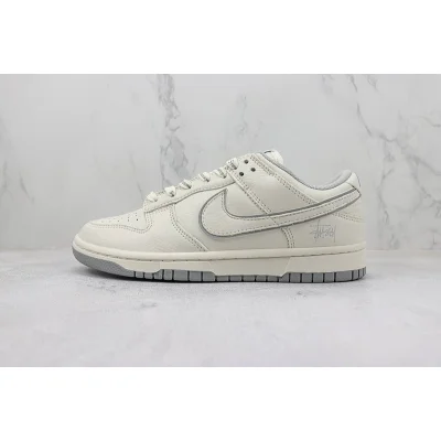 Stussy x Nike Dunk Low "Ivory" фото № 2