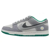 Nike Dunk Low "Grey/White Daisy"