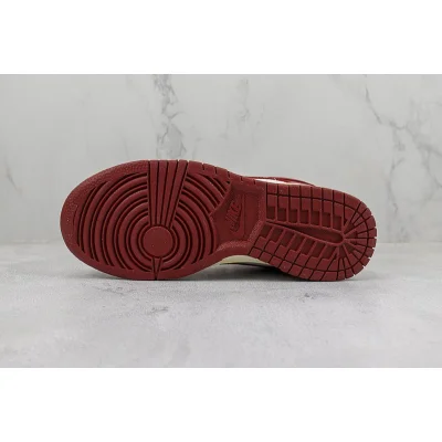 Nike Dunk Low "PRM Vintage Team Red" фото № 8 Nike Dunk Low "PRM Vintage Team Red" фото № 8