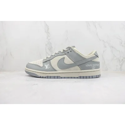 Louis Vuitton x Nike Dunk Low "Virgil/Grey/Off White" фото № 2